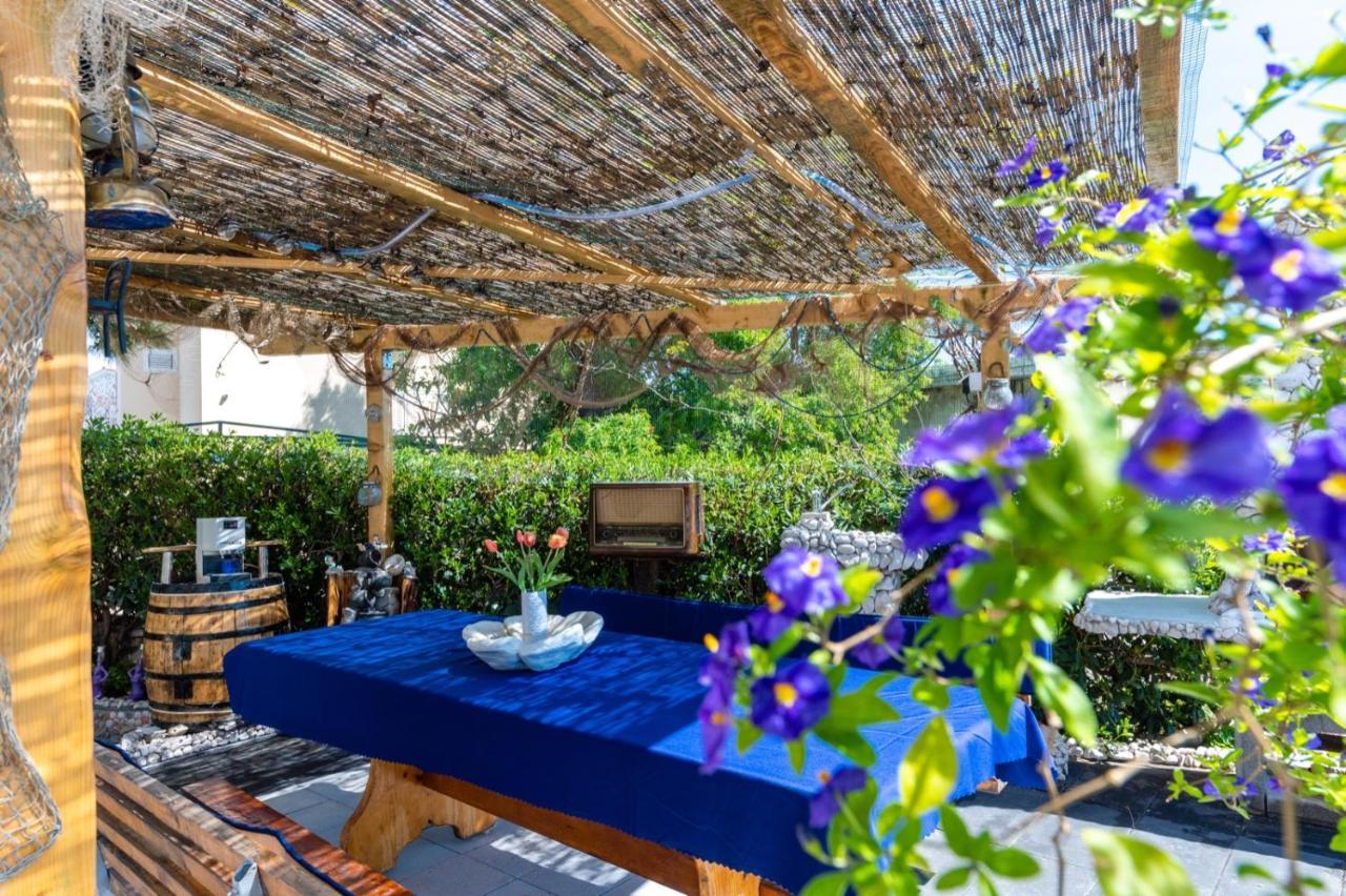 Apartments Lucija Trogir Buitenkant foto
